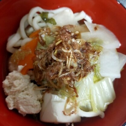 レシピを参考に湯豆腐のたれをつくってみました！とても簡単で美味しく作れました♪
このたれにはうどんもあってとても美味しいです♪